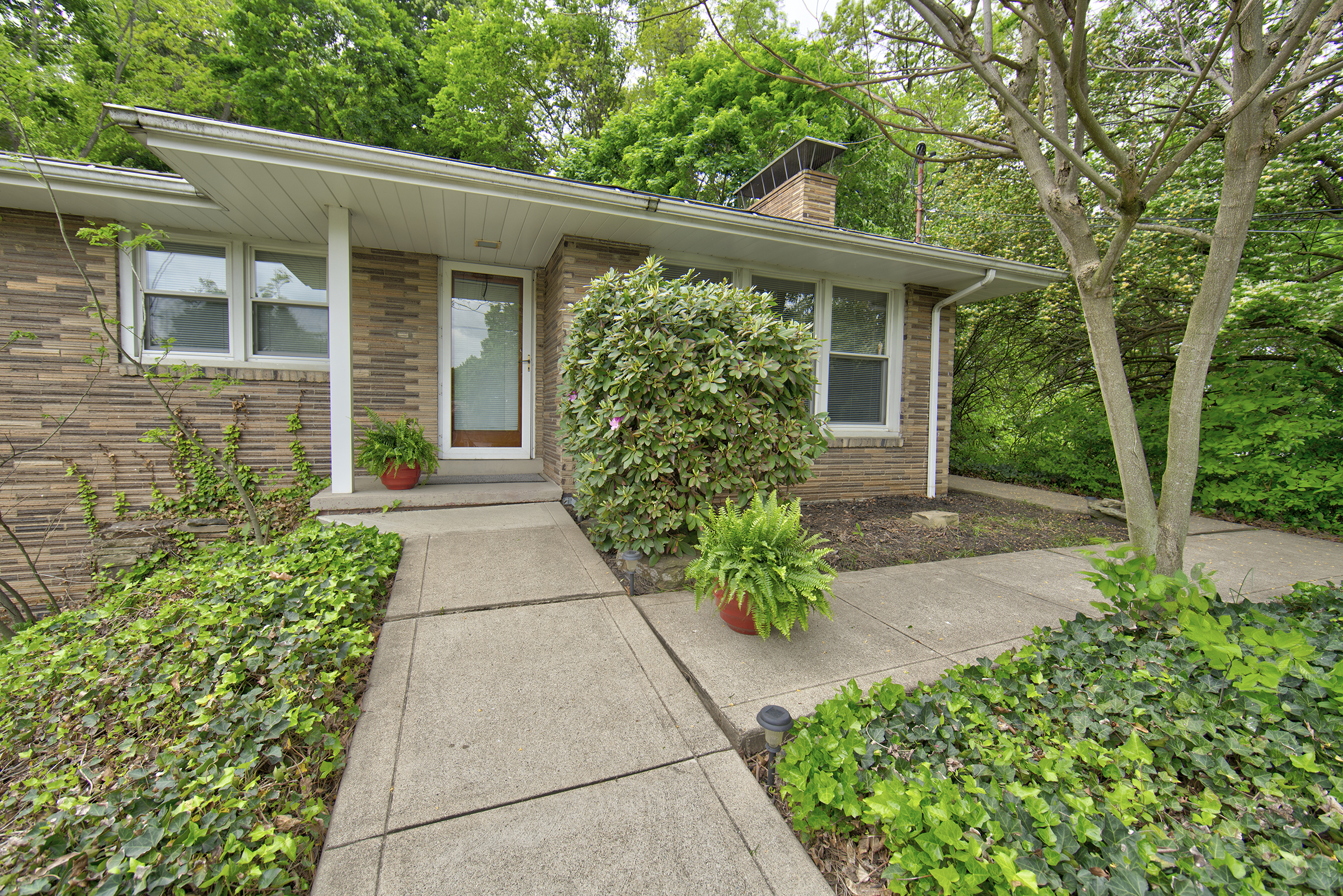 Getting Your Listing Summer Ready!